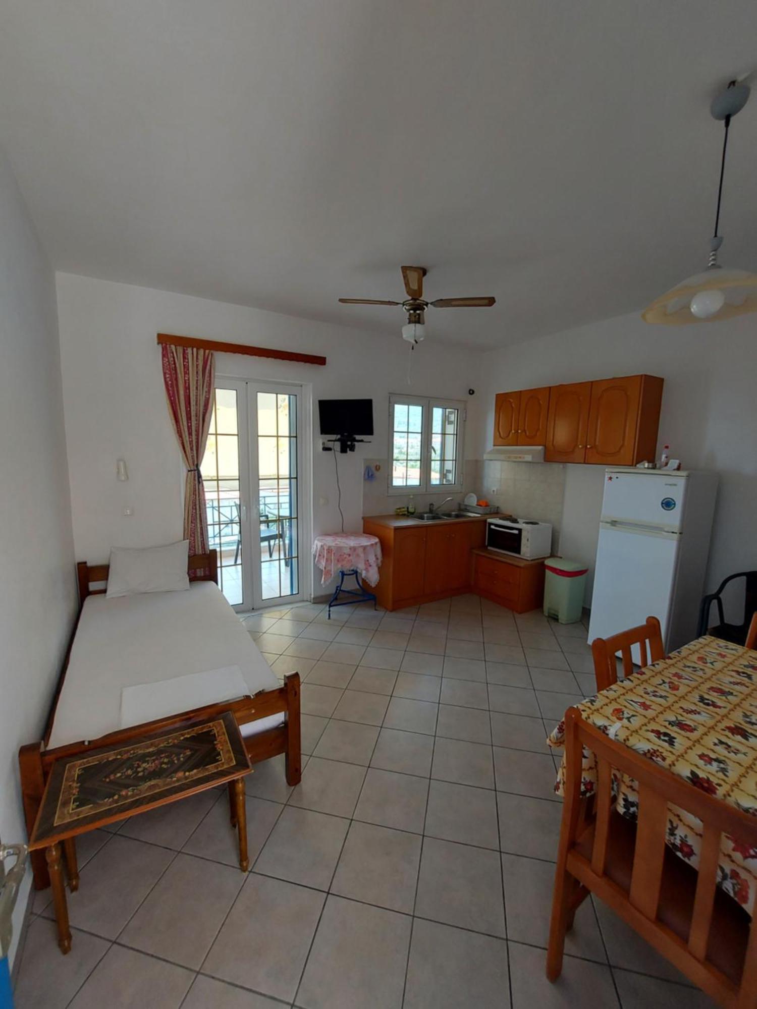 Matina Apartments Tyros Rom bilde