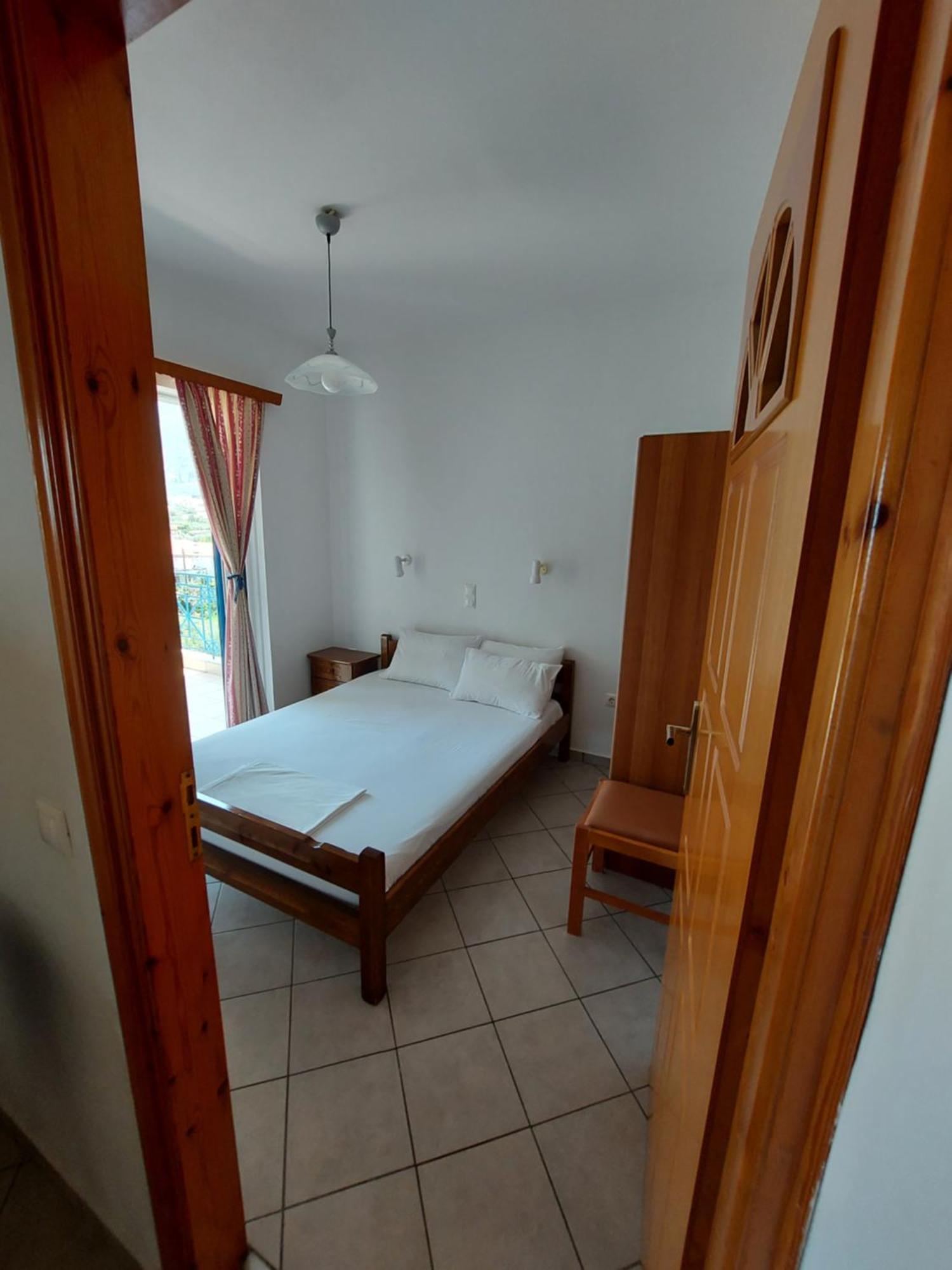 Matina Apartments Tyros Rom bilde